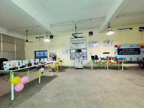 HEI Lab Set-up Gallery